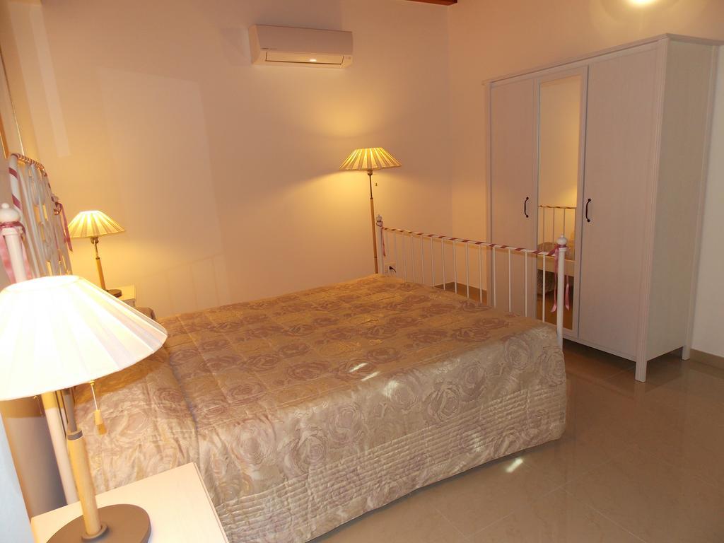 Residence Ideal Alcamo Luaran gambar